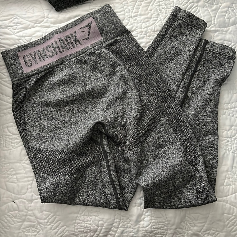 Gymshark Flex High Waisted Leggings - Grey/Pink- Size Small